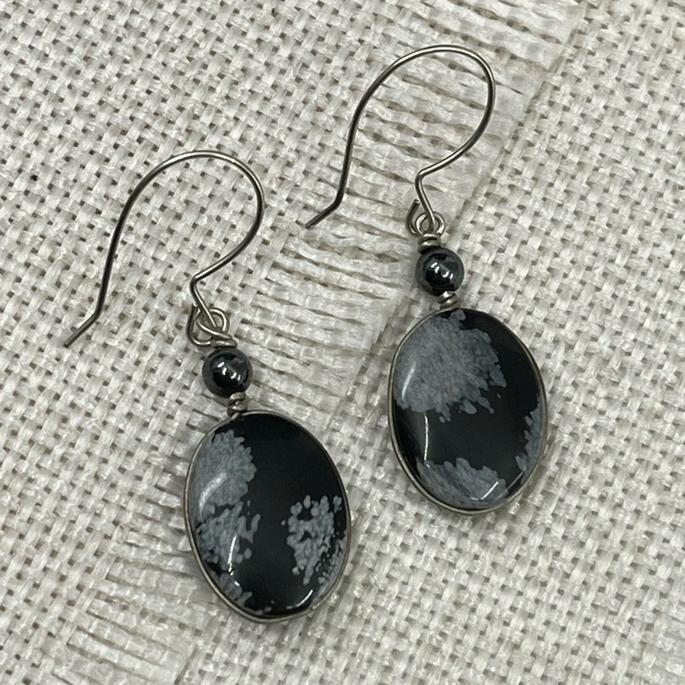 Handmade Vintage 1990's Snowflake Obsidian & Black Pearl Earrings - Picture 11 of 16